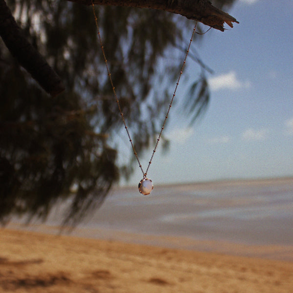 COVERED PEARL NECKLACE (GOLD)