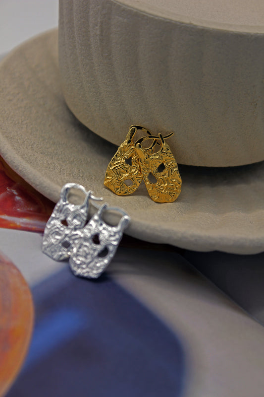 EROSION HOOP EARRINGS (GOLD)