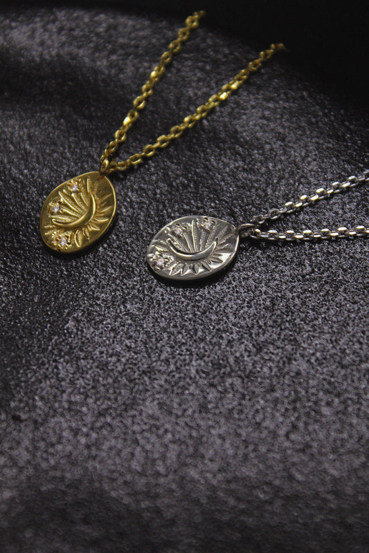 MOONLIT STAR NECKLACE (GOLD)