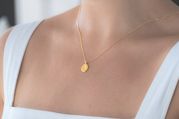 STAR NECKLACE