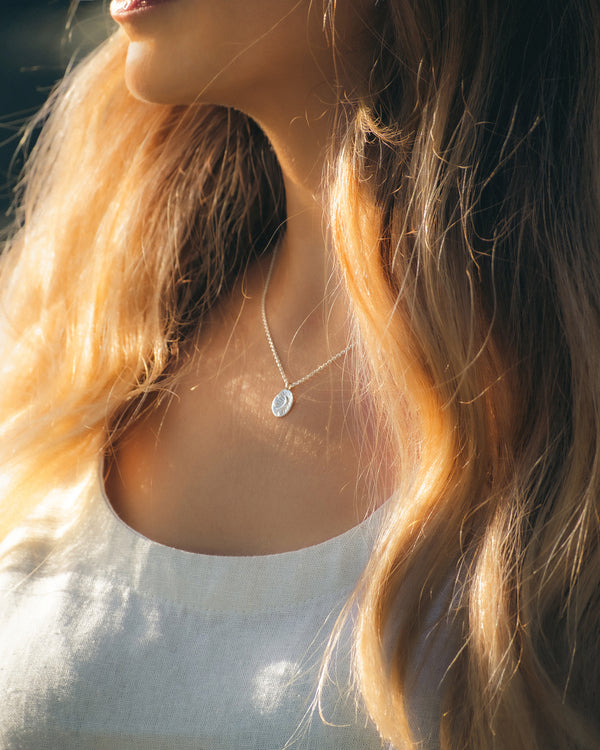 MOONLIT STAR NECKLACE (SILVER)